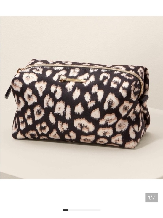 Stella & Dot Handbags - Stella & Dot | Pouf | Leopard Pouf